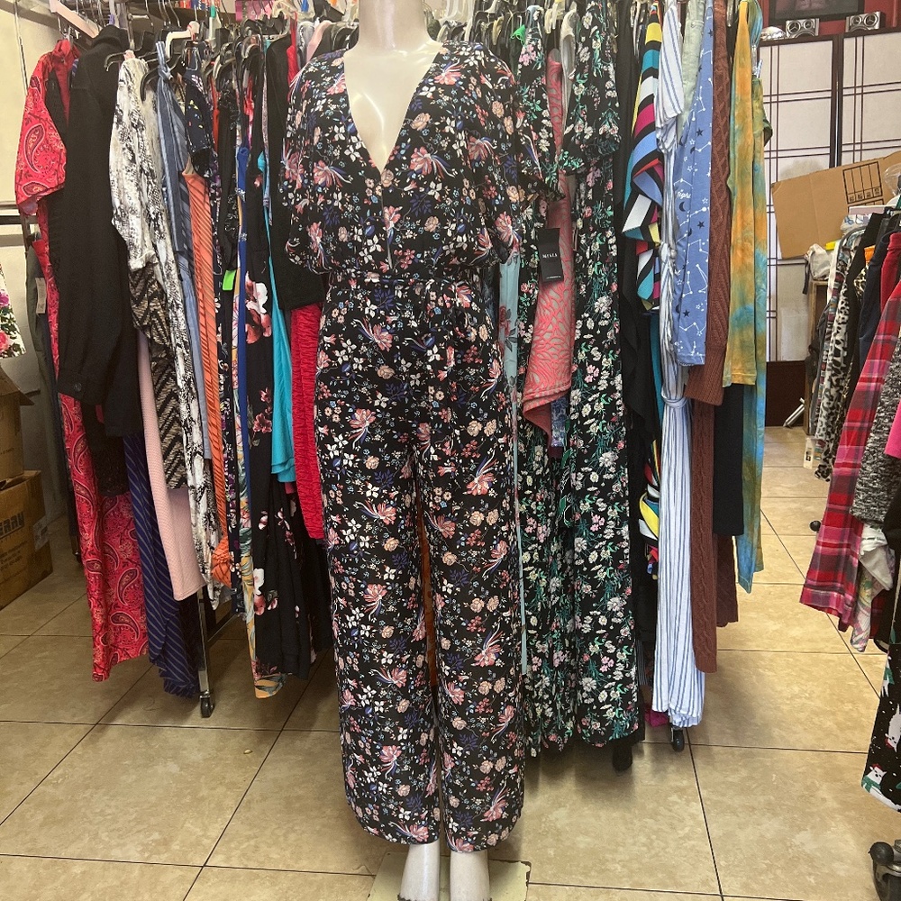 ELLEN FLORAL JUMPSUIT SMALL